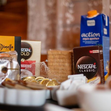 Aliki Guest House Айгио Екстериор снимка